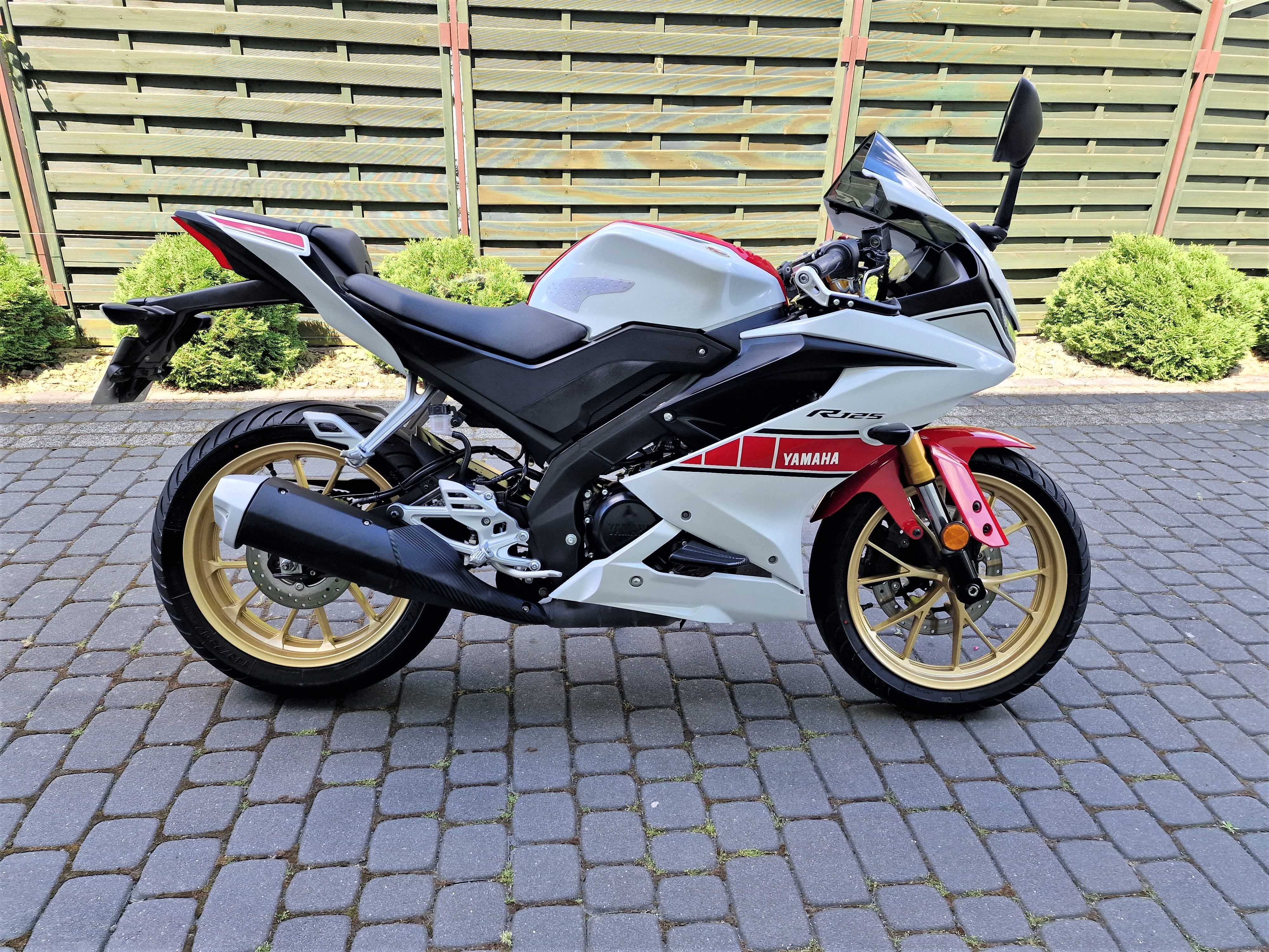 Yamaha YZF 125 zadbana