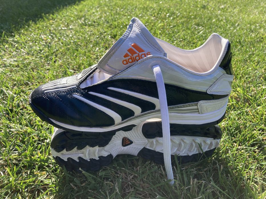 Adidas rozm. 37 i 1/3 do piłki nożnej