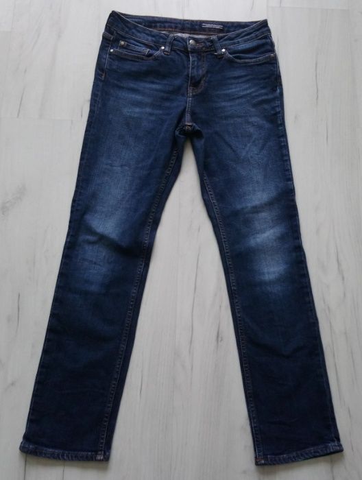 Piękne damskie spodnie jeansowe jeans Tommy Hilfiger rozm M