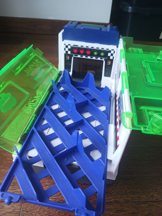 Camião pista/tranportadora