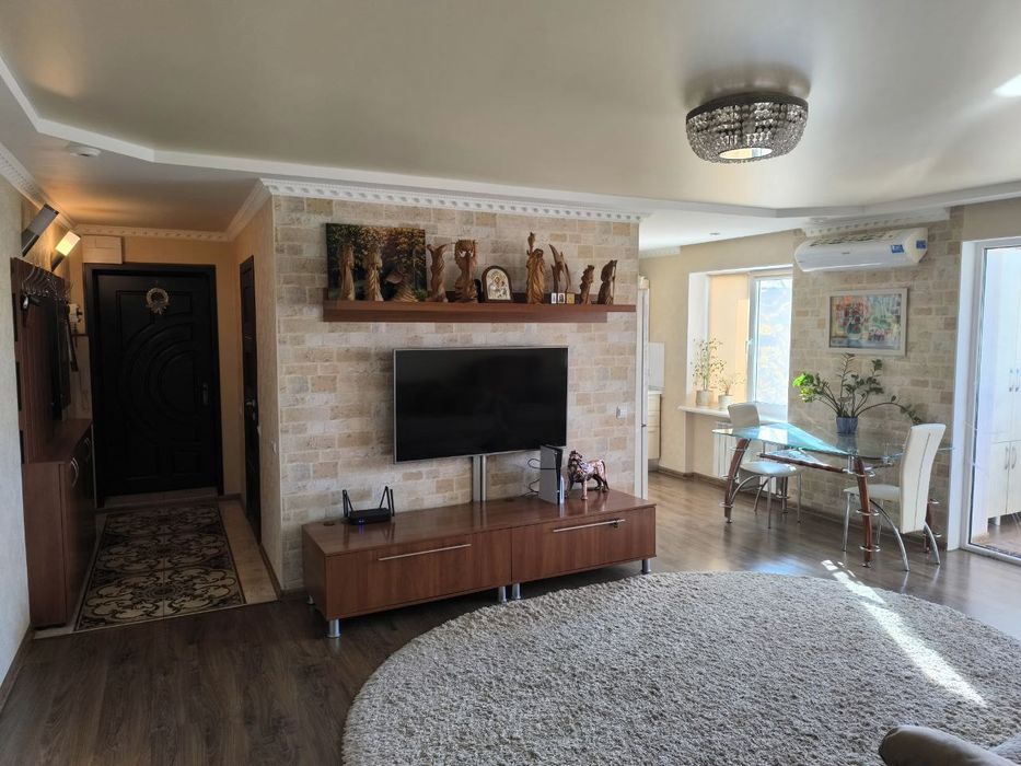 Продажа 3х-комн.кв. по ул. Запорожского Казачества, этаж 5/9 ост.Почта