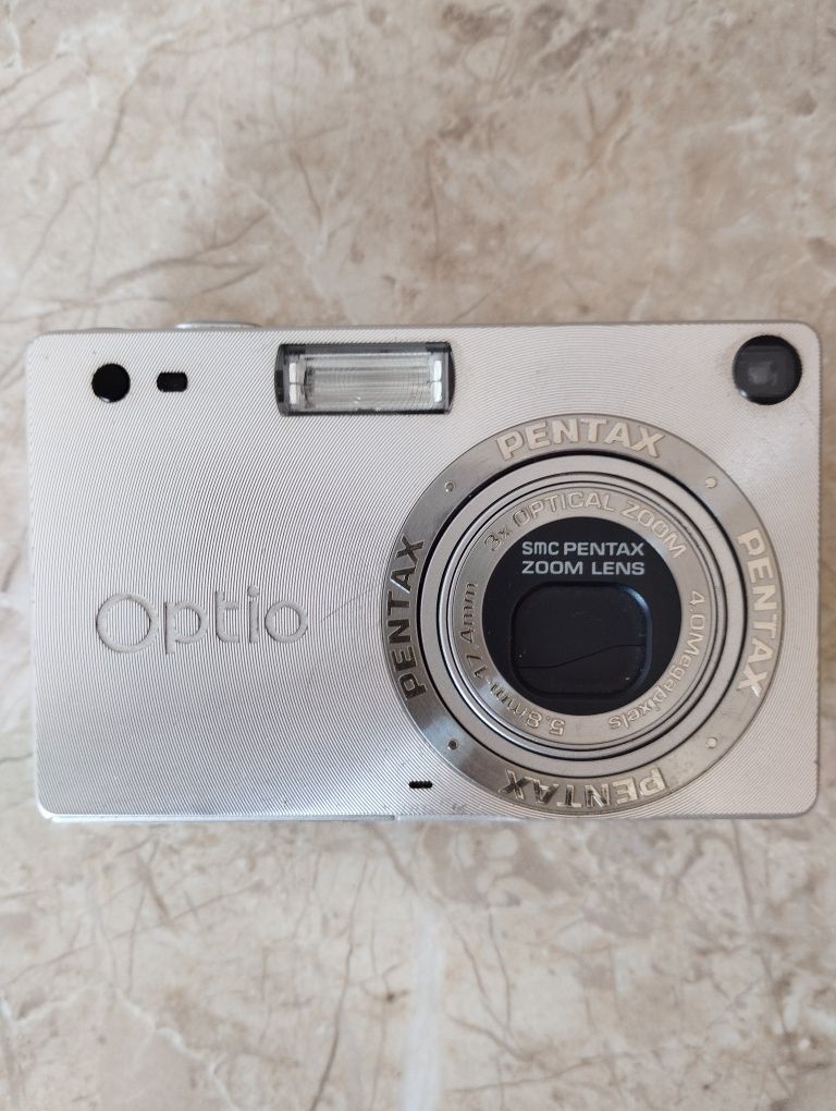 Цифровий фотоапарат  PENTAX Optio S4