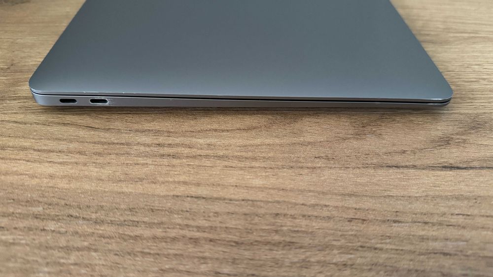  MacBook Air 13 2020 m1 16GB RAM 512GB SSD Space Gray