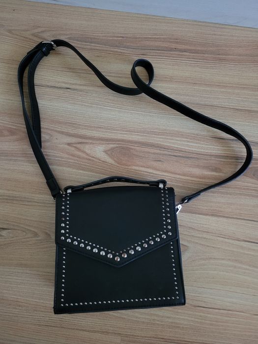 Torebka listonoszka Bershka