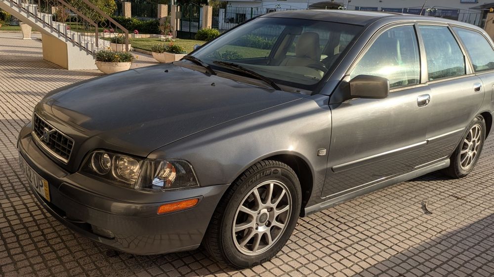 Volvo V40 (automática)