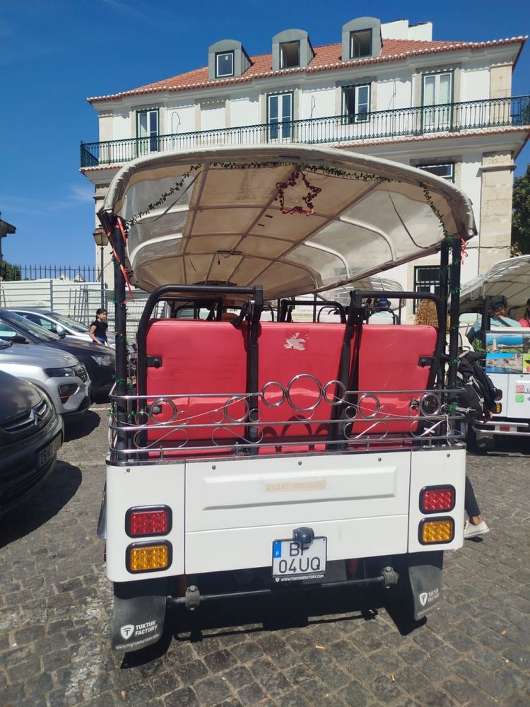 Limo tuk tuk factory