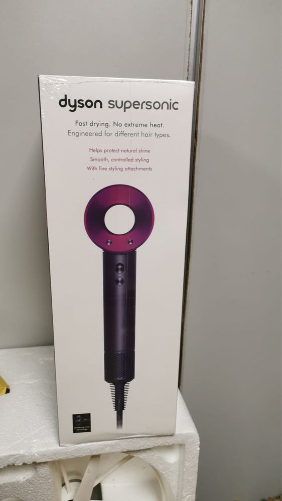 Dyson supersonic