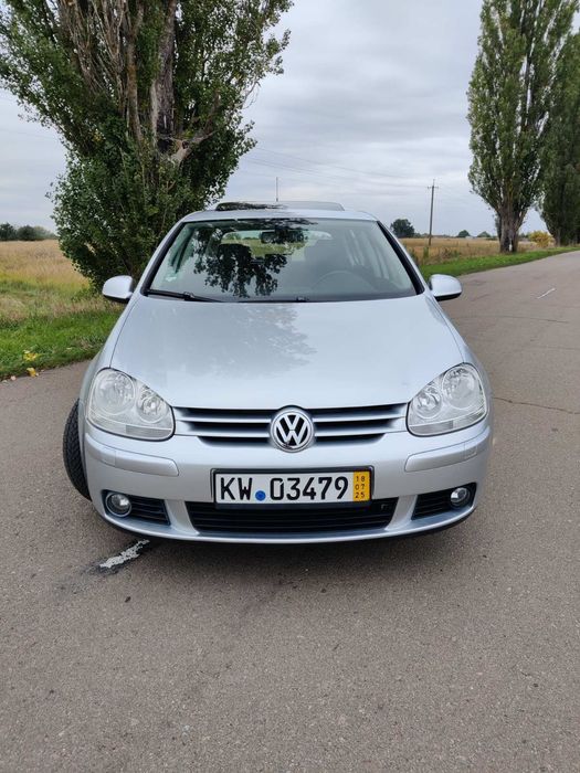 Volkswagen Golf 5. 1,6 mpi