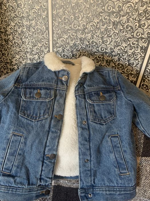 Верхній одяг,дівчинка 2-3 рочки