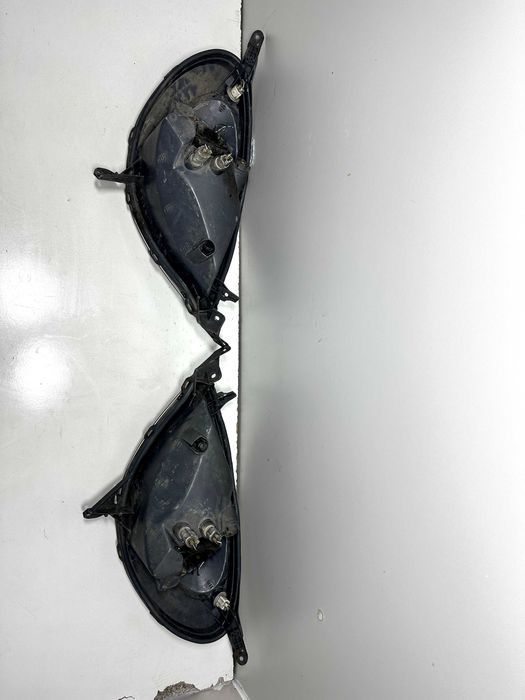 Toyota Yaris I Verso  Lampa Przednia Prawa Lewa Europa cena za 1st