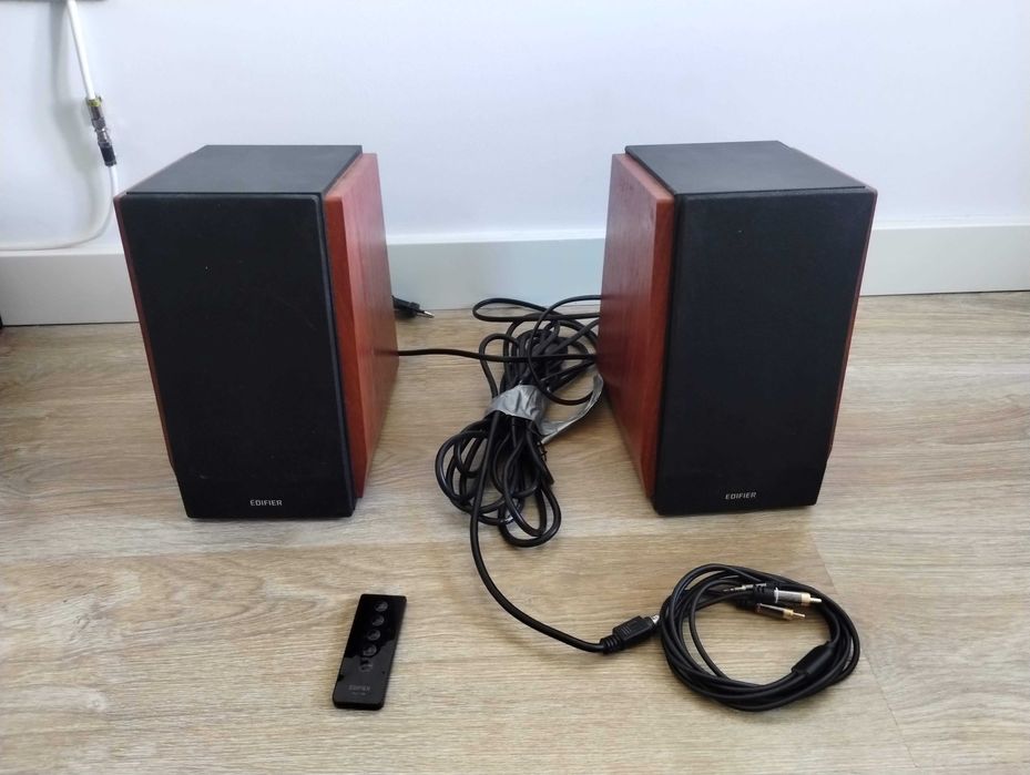 Colunas Edifer R1700BT