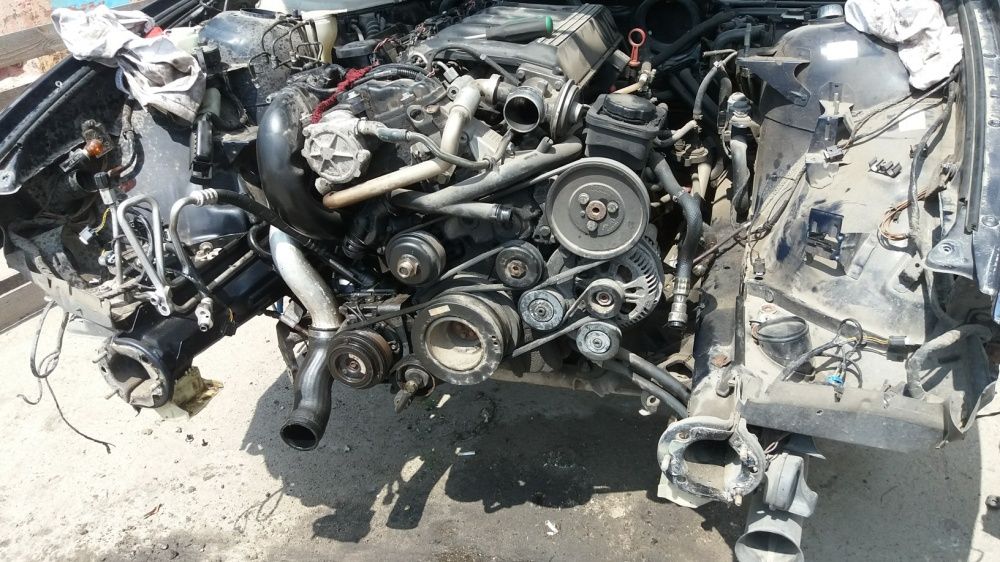 Двигатель BMW голый мотор бмв