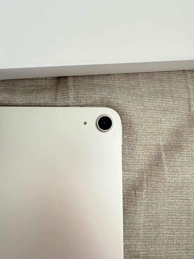 iPad Air 13 128gb praktycznie nowy