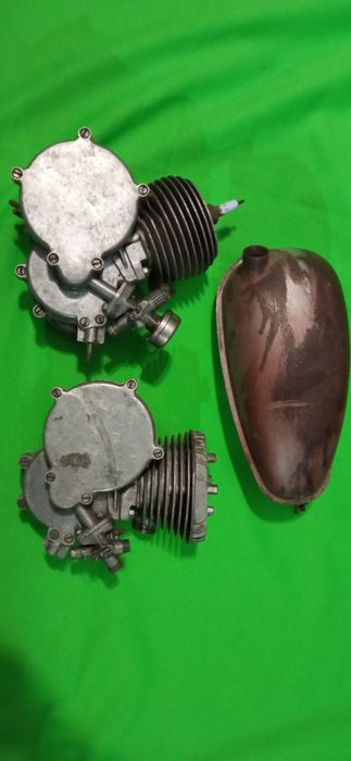 "Д-4" двигун, мотовелосипед, дирчик. Ретро.