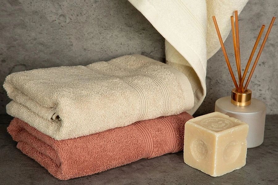 Ręcznik Kąpielowy Bawełniany Chłonny Frotte Aline 08 Cegła 70x140