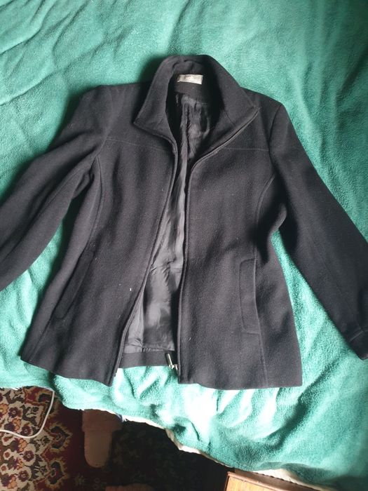 Сукня + теплий піджак на холодну пору