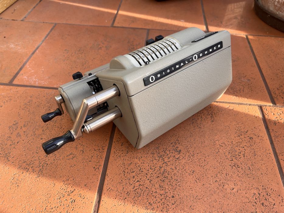 Arytmometr Original-Odhner, kalkulator mechaniczny, maszyna licząca