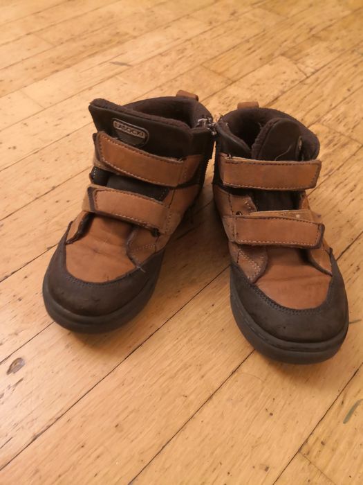 Buty zimowe chłopięce 30
Rozmiar 30. Spód 21 cm.