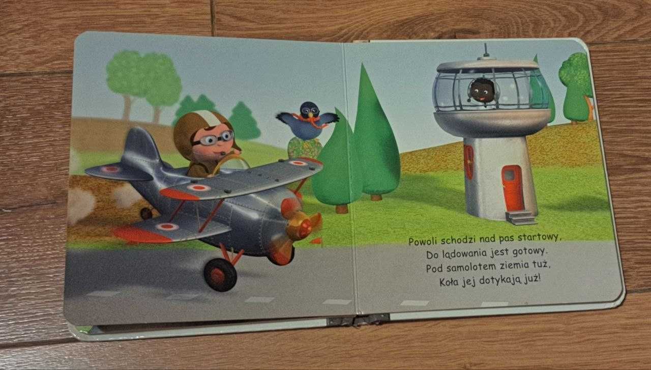 Mały chłopiec  Samolot Karola