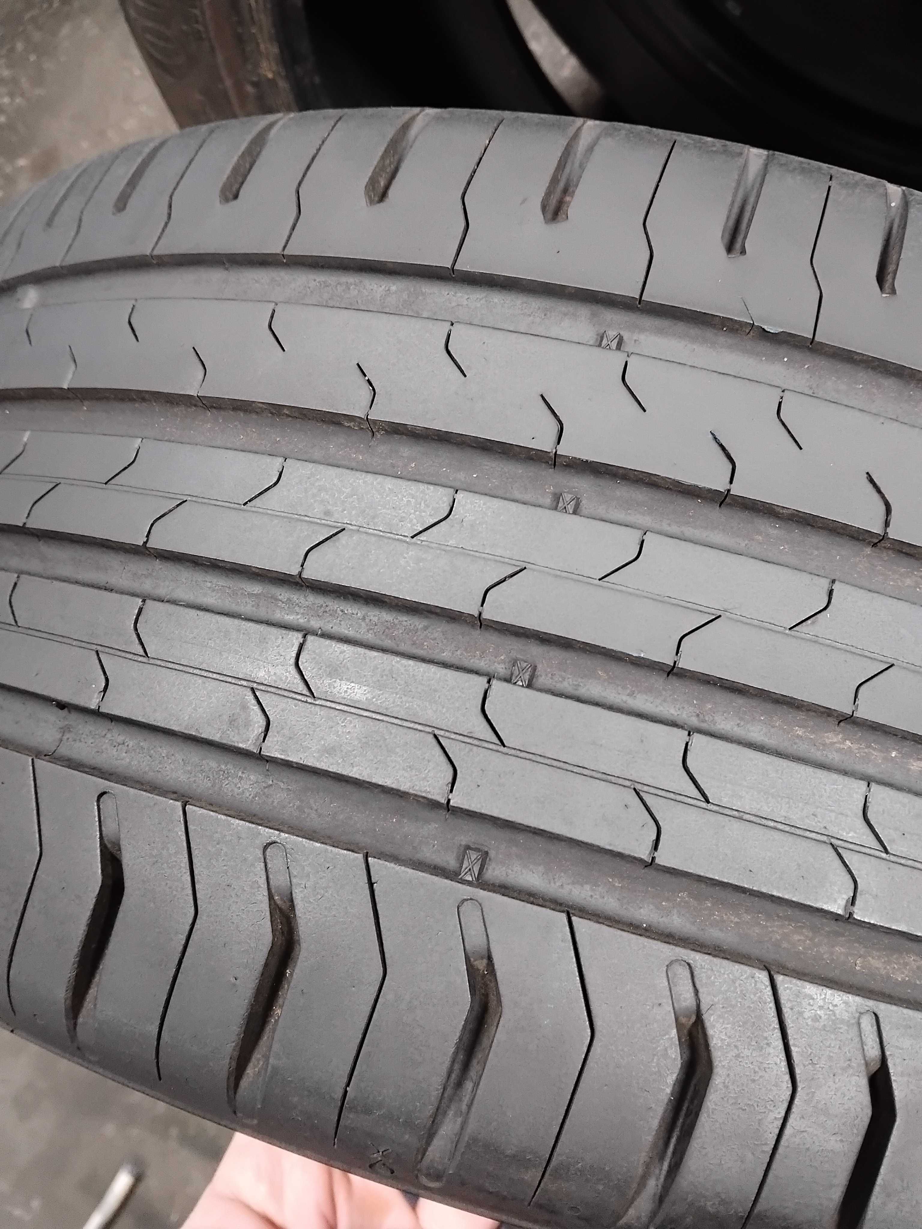 Шини бу 225/45 R17 Continental Eco Contact 5 Комплект Літо