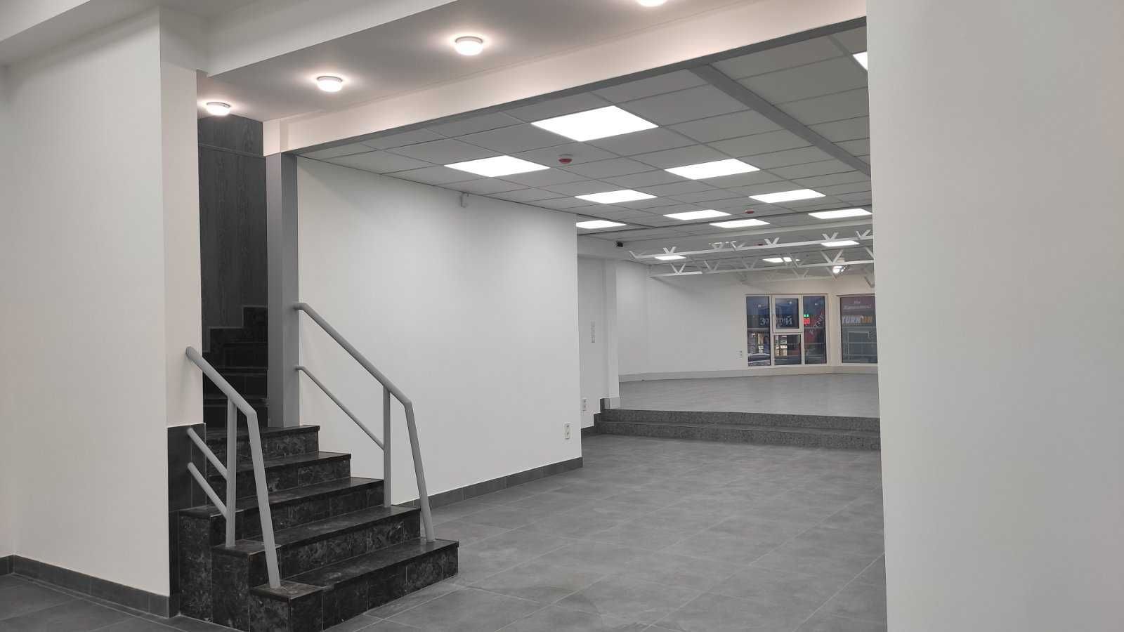 Здам 342 м2, 2 хв пішки метро "Левада" ("Проспект Гагаріна")