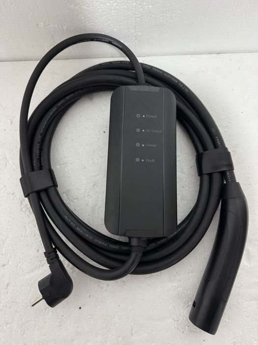 Зарядка Tesla 16А для електромобілв які приіхали з США
