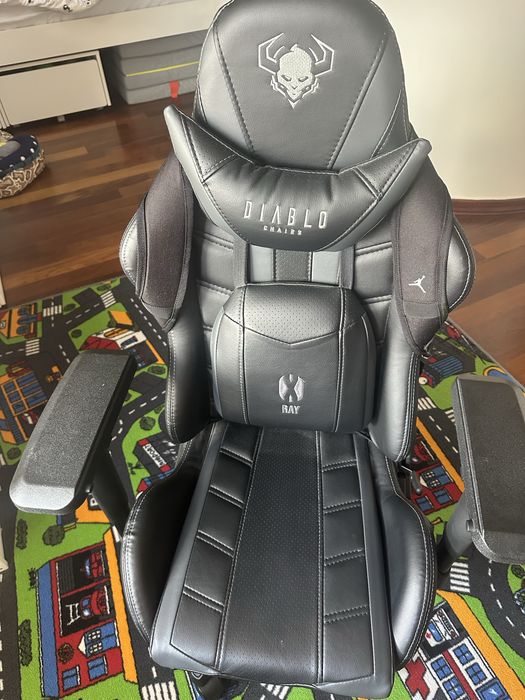 Fotel gamingowy Diablo x ray Junior