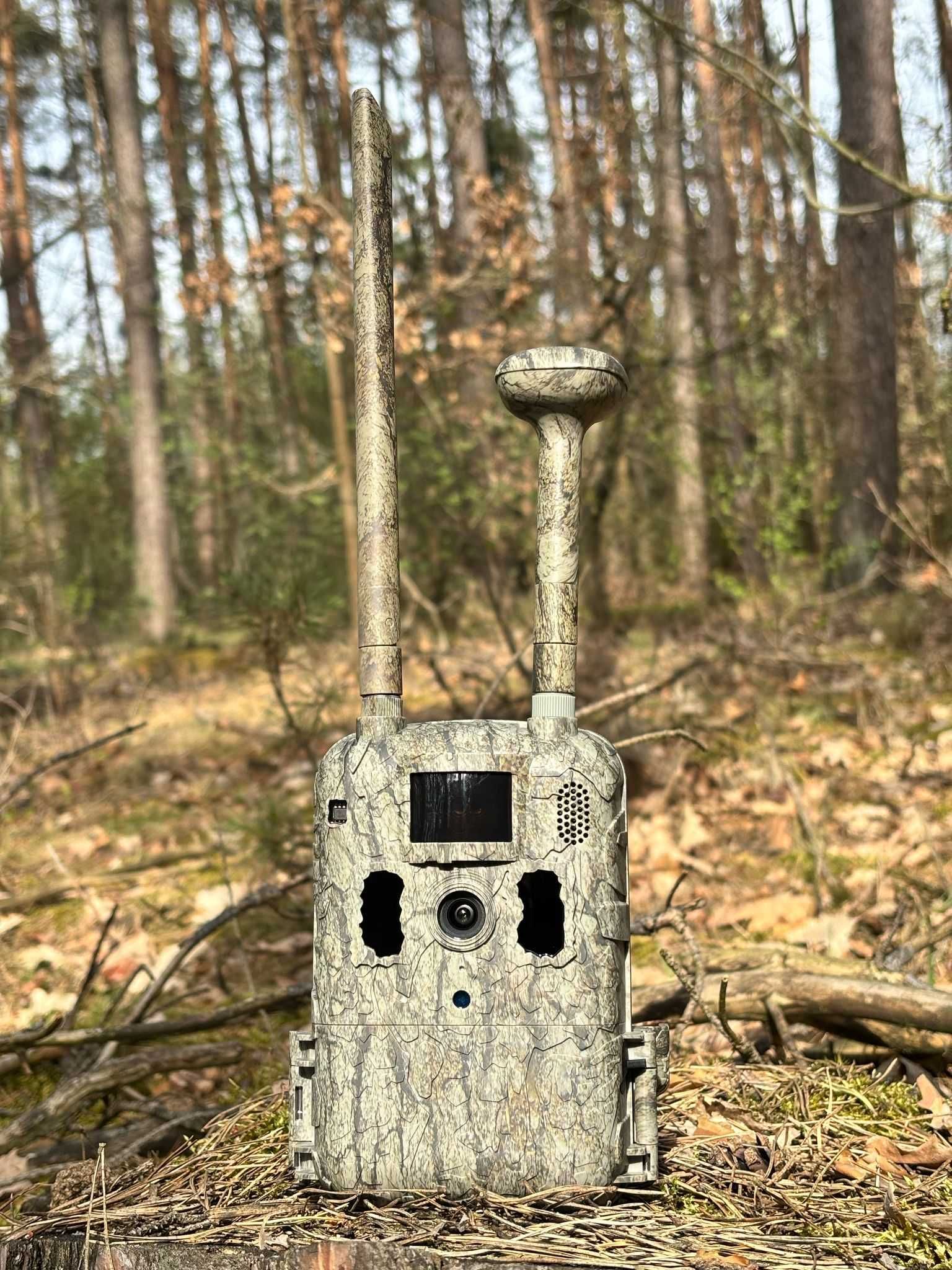 Fotopułapka B4HUNT X7 GPS+Panel solarny+24 000 mAh aku +karta 32 GB