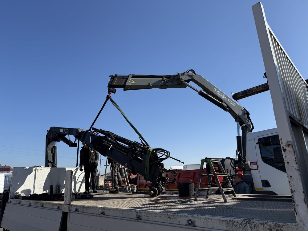 Serwis żurawi HDS. Naprawy , remonty. Palfinger Hiab Fassi Atlas Copma