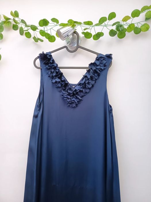 Vestido de Cerimónia Azul Escuro com Flores