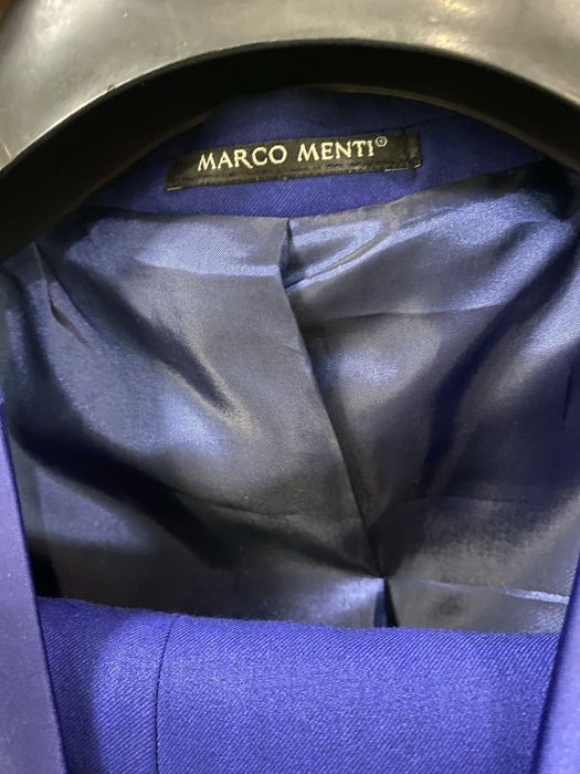 Класичний чоловічий костюм, святковий костюм