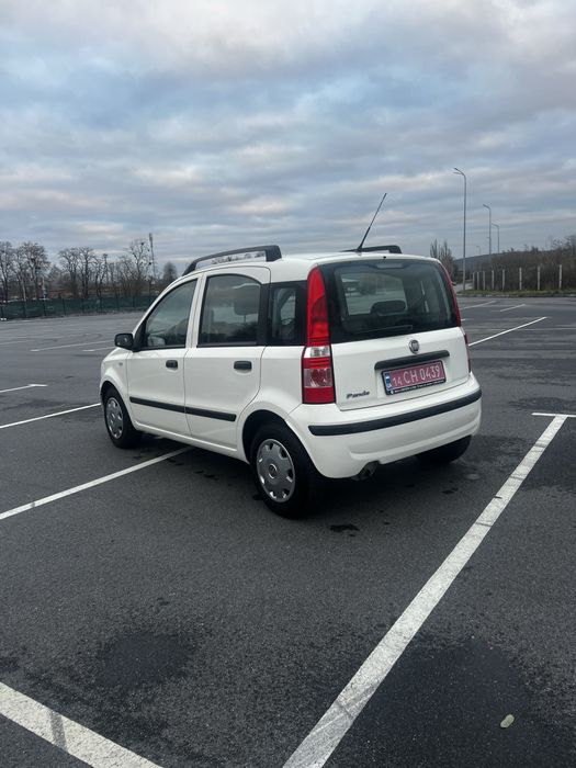 Автомобіль Fiat Panda