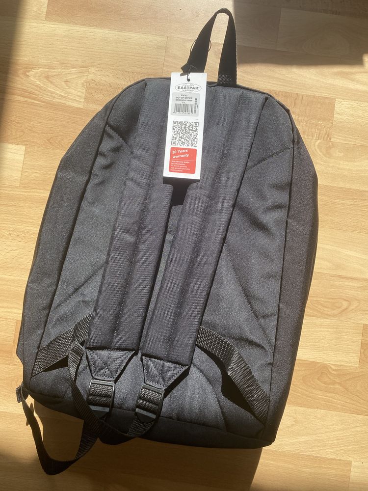 Рюкзак Eastpak 27 літрів / для ноутбуку