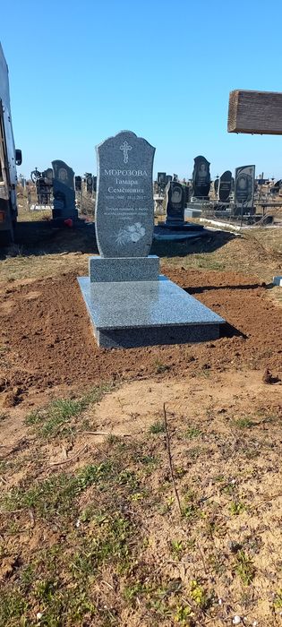 Пам'ятники з граніту