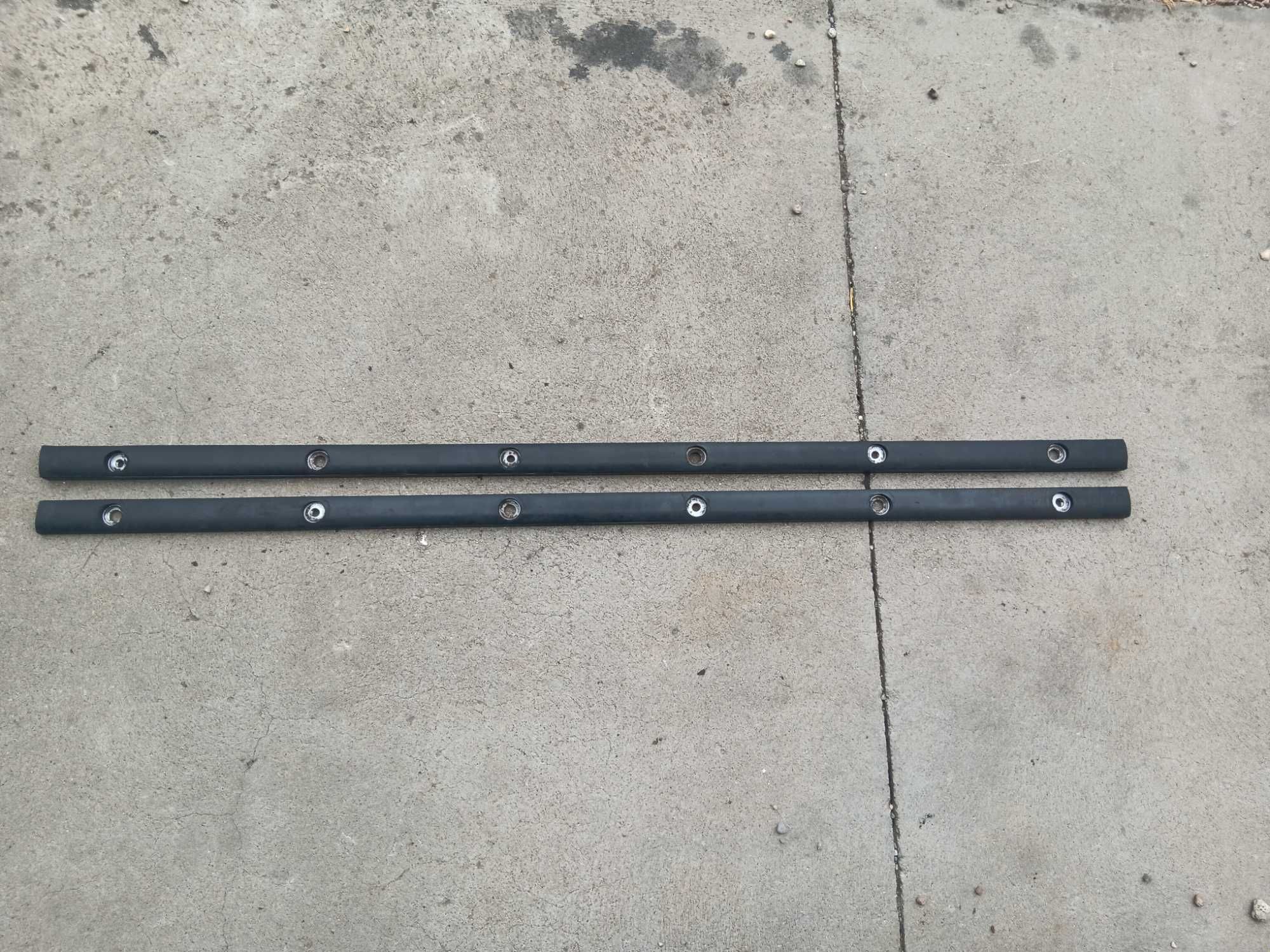 Listwy gumowe do prasy John Deere 550 ; 590 ; 592