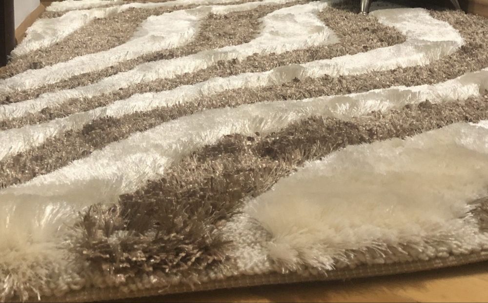 Килим у відмінному стані