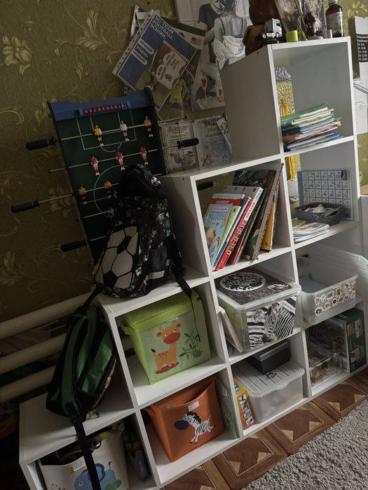 Полиця  дитяча  для іграшок