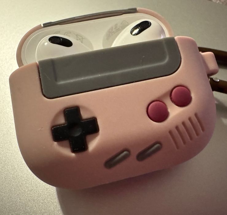 AirPods 3ª Geração c/ Capa Gameboy