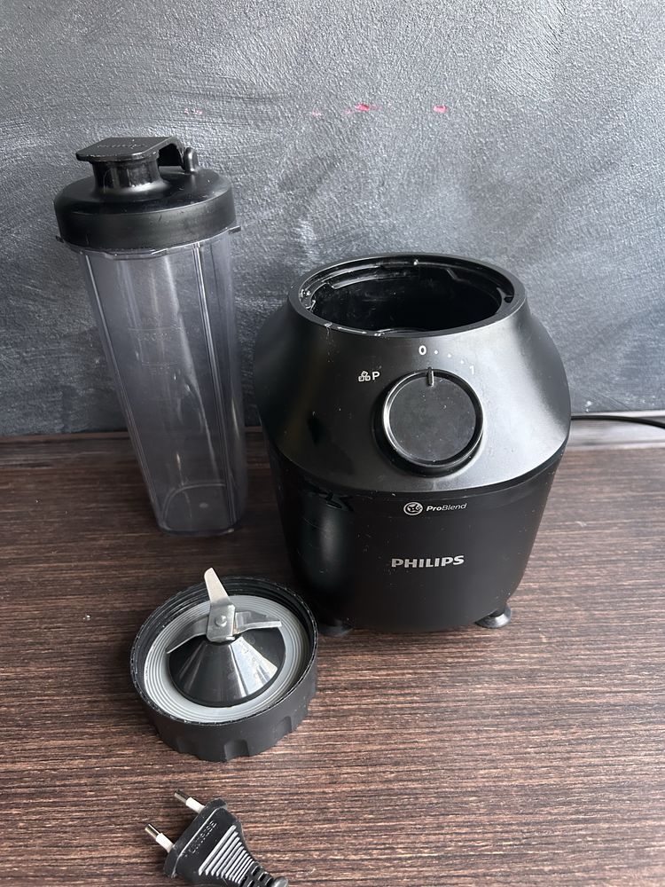 Blender kielichowy Philips HR2041/41 450