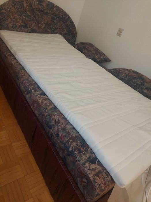 Materac nawierzchniowy piankowy Ikea 200/90.. W bardzo dobrym stanie!