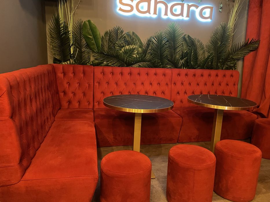 Sofá estabelecimento mais puff