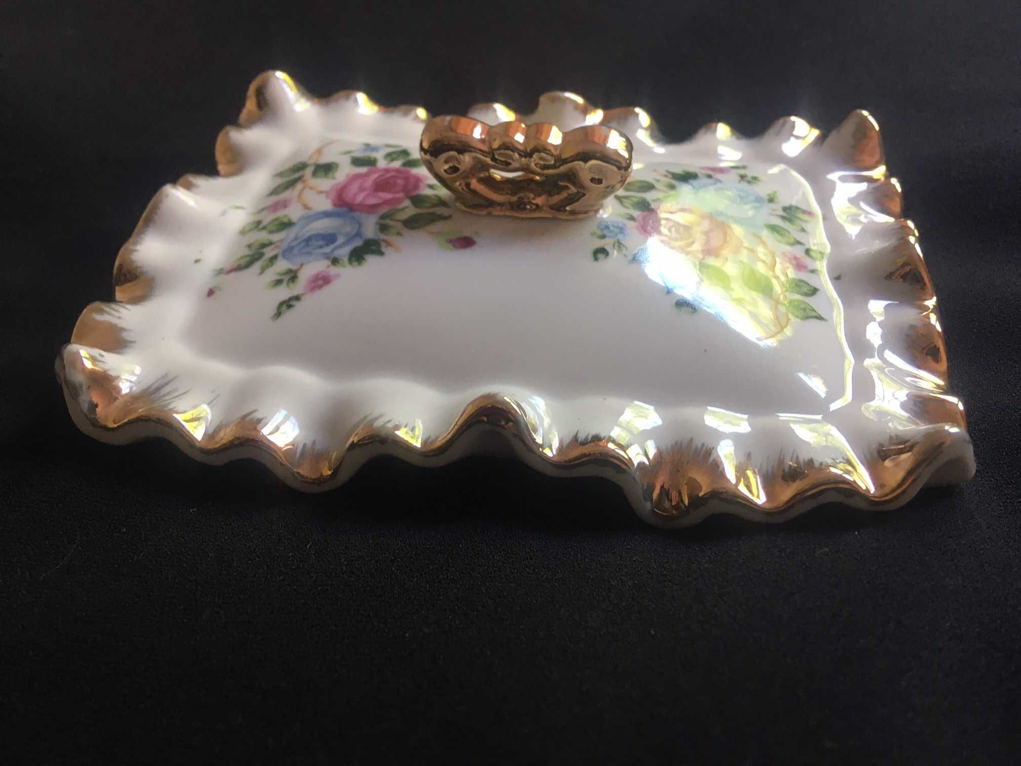 Stara pokrywka szkatułka porcelana PRL róża