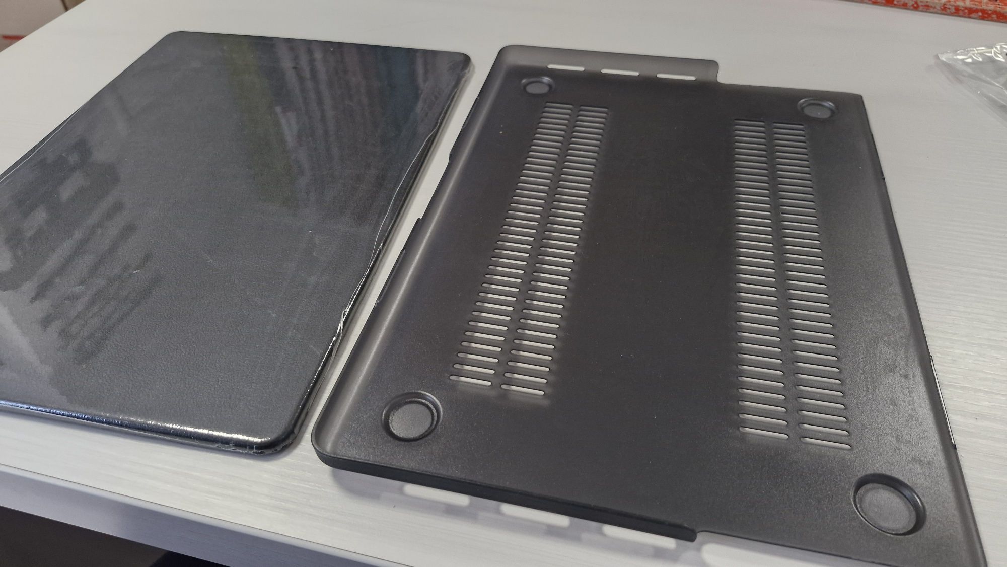 Комплект аксесуарів для MacBook – кейс + силіконова накладка на клавіа