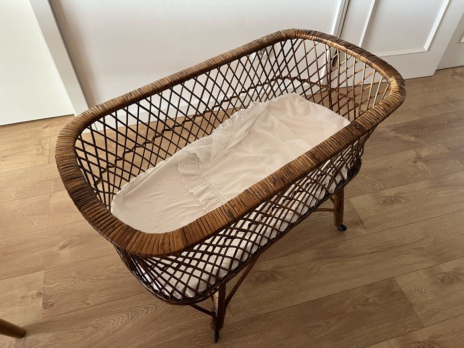 Berço de verga restaurado