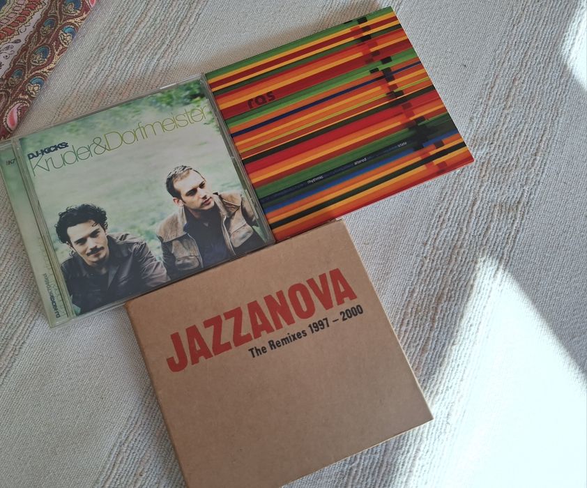 Três CDS originais por 12 euros