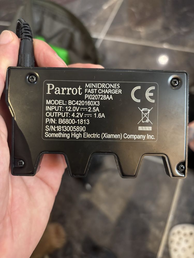 Carregador baterias Drone Parrot