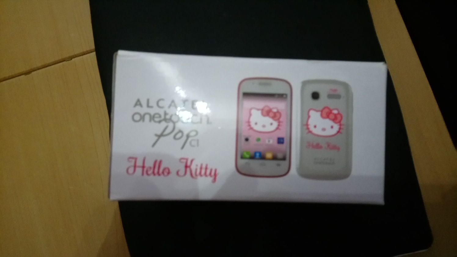 Telemóvel hello kitty