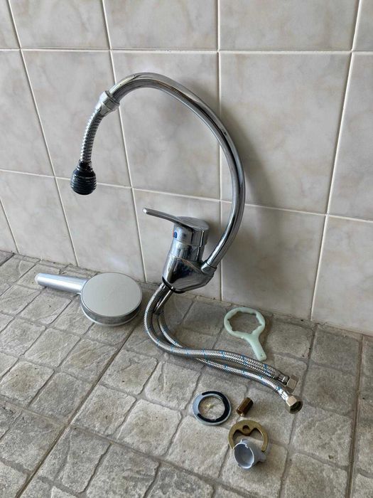 Torneira de cozinha + chuveiro