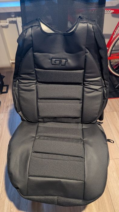 Pokrowiec samochodowy na fotel GT