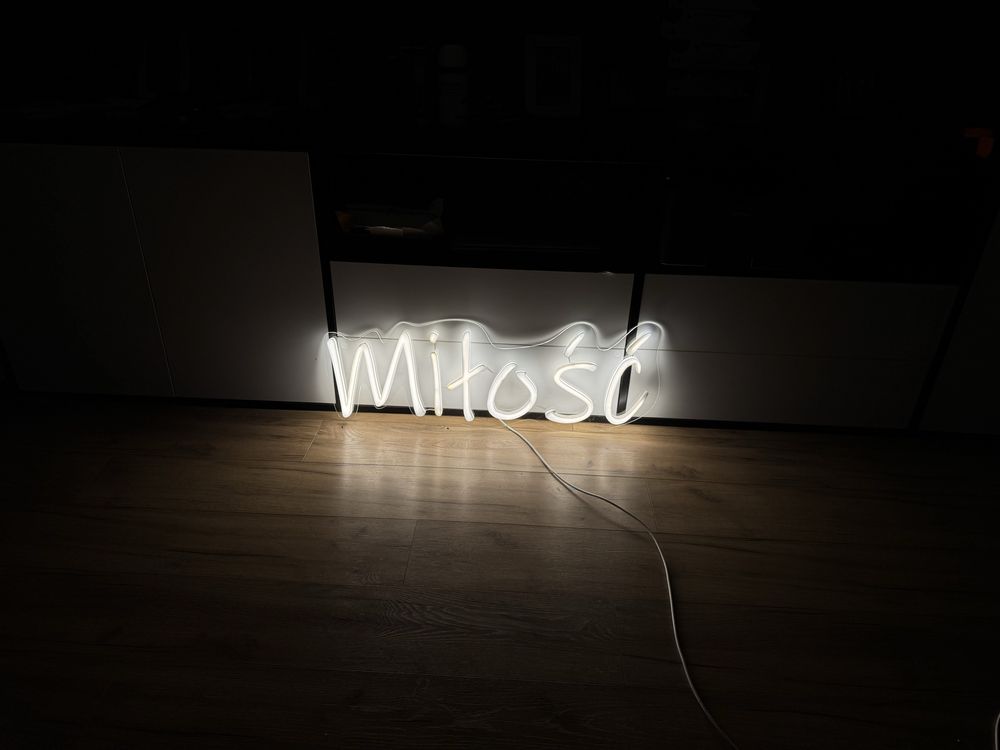 Cyfra 18 Urodziny, Osiemnastka, Led, neon Wykonanie Projekt